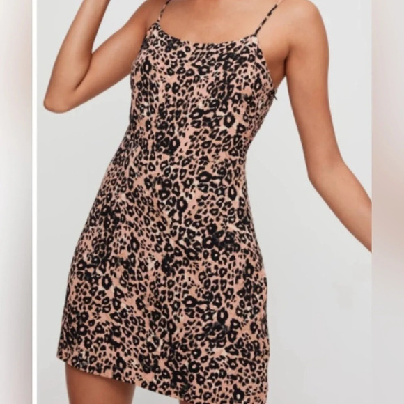 Aritzia Wilfred Leopard Isabelle Mini Dress size 4. Bloggers Favorite 1151 - Picture 1 of 12